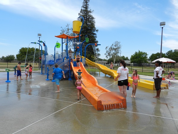 White Rock Splash Park - Cordova Recreation and Park District